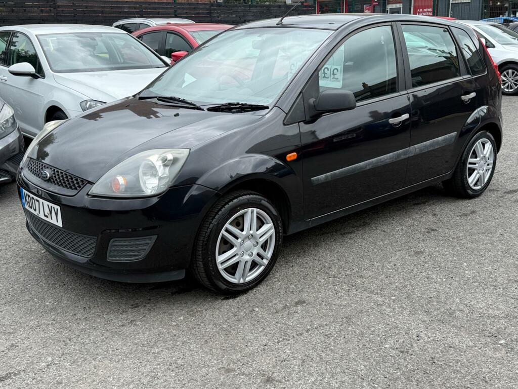 Ford Fiesta Style Climate Black #6