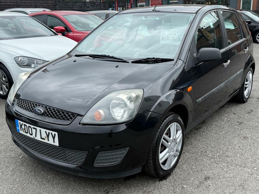 Ford Fiesta Style Climate Black #2