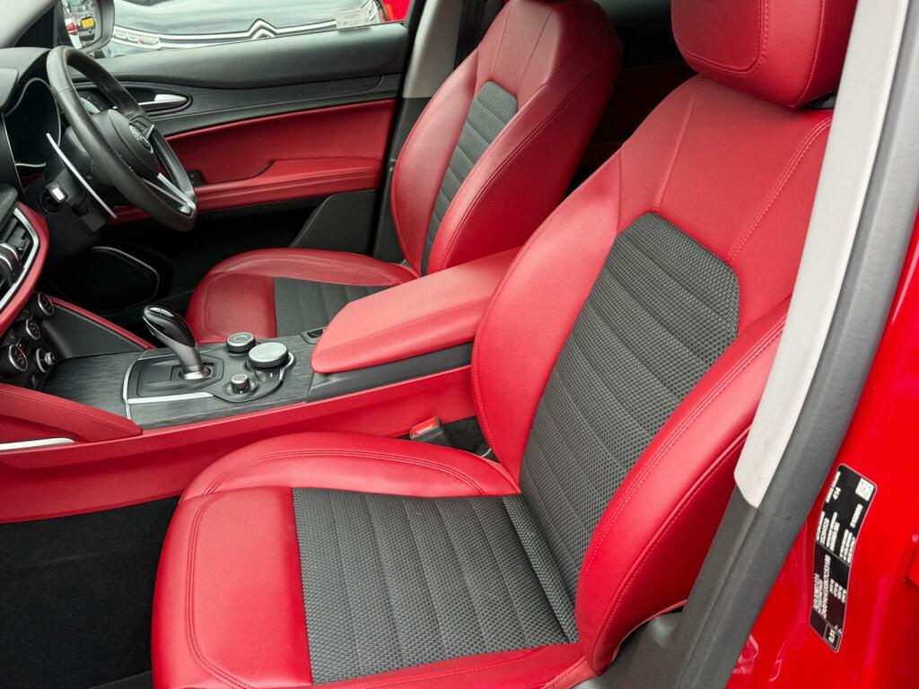 Alfa Romeo Stelvio  Black #35