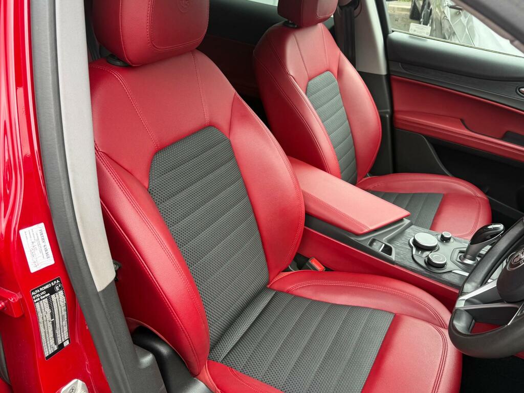 Alfa Romeo Stelvio  Black #36