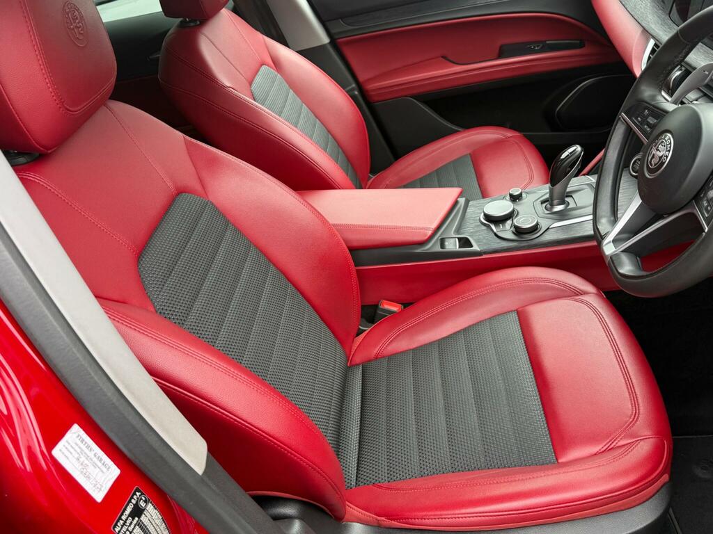 Alfa Romeo Stelvio  Black #34