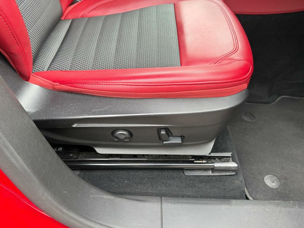 Alfa Romeo Stelvio  Black #31
