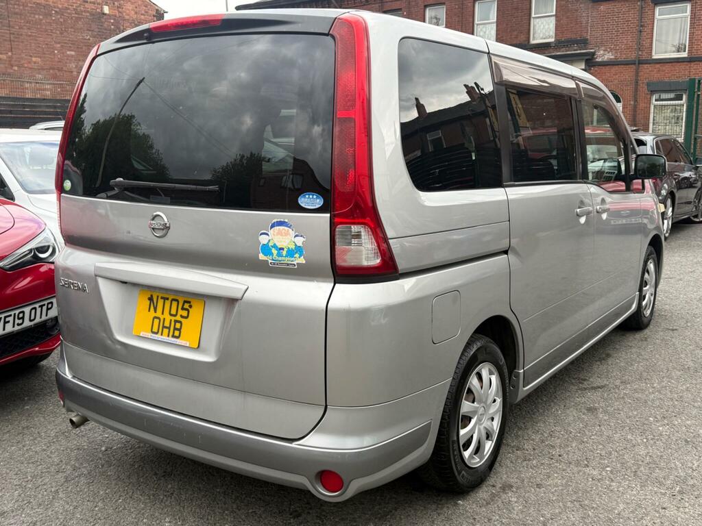 Nissan Serena 2.0 8 Seater Mpv Silver #3