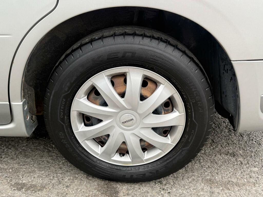 Nissan Serena White #13
