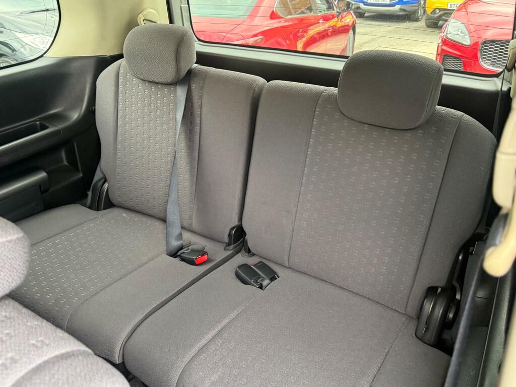 Nissan Serena White #34