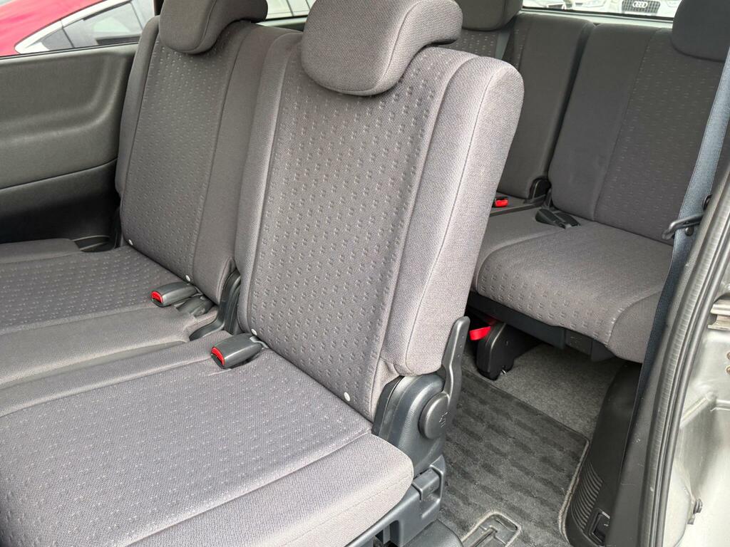 Nissan Serena White #32