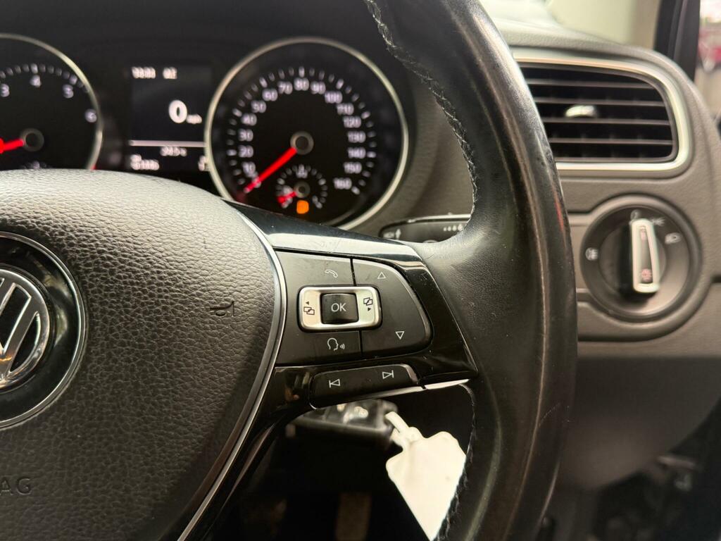 Volkswagen Polo White #16