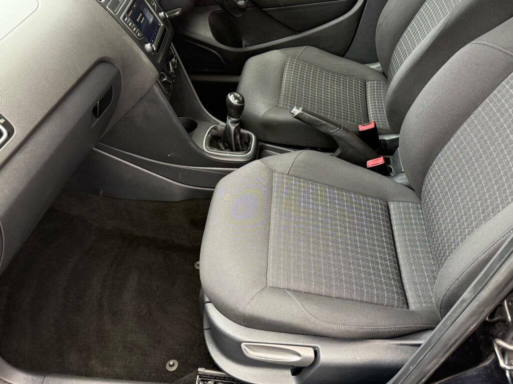 Volkswagen Polo White #29