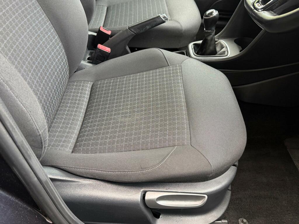 Volkswagen Polo White #28