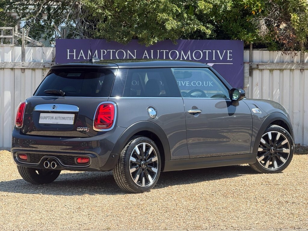 Mini Hatch 2L Cooper S Exclusive VU69XAZ Grey #5