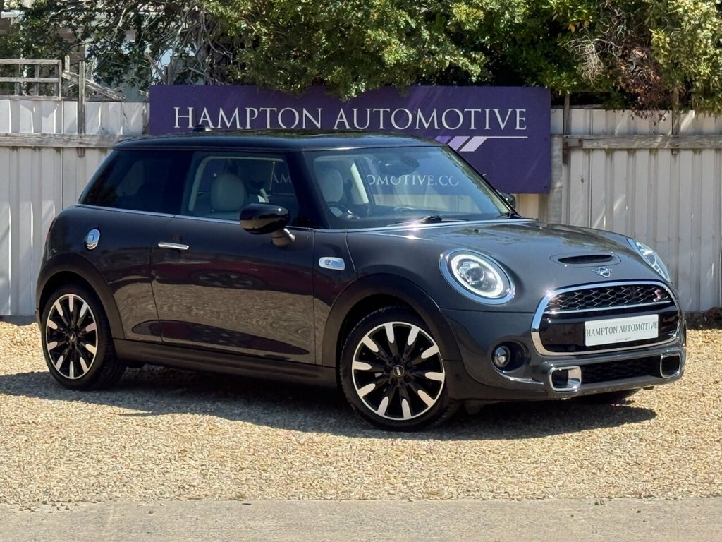 Mini Hatch 2L Cooper S Exclusive VU69XAZ Grey #3