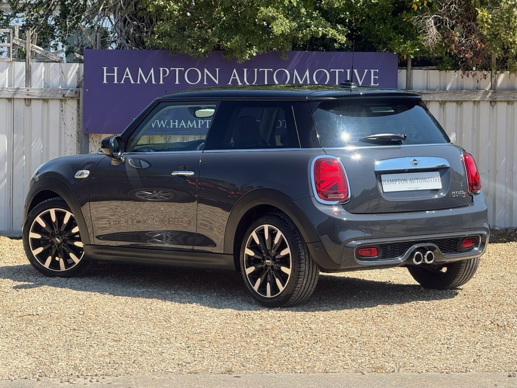 Mini Hatch 2L Cooper S Exclusive VU69XAZ Grey #6