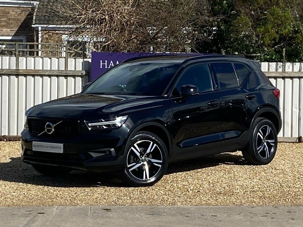 Volvo XC40 1.5L R-design Black