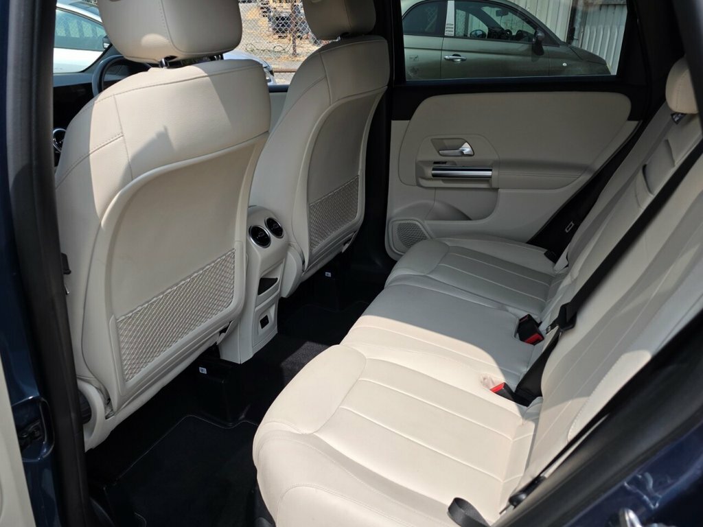 Mercedes-Benz B Class Amg Line Edition Blue #7