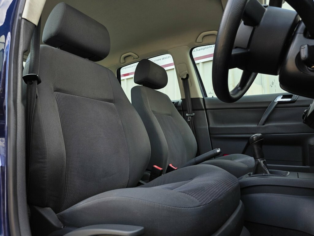 Volkswagen Polo 1.4 Twist Red #12