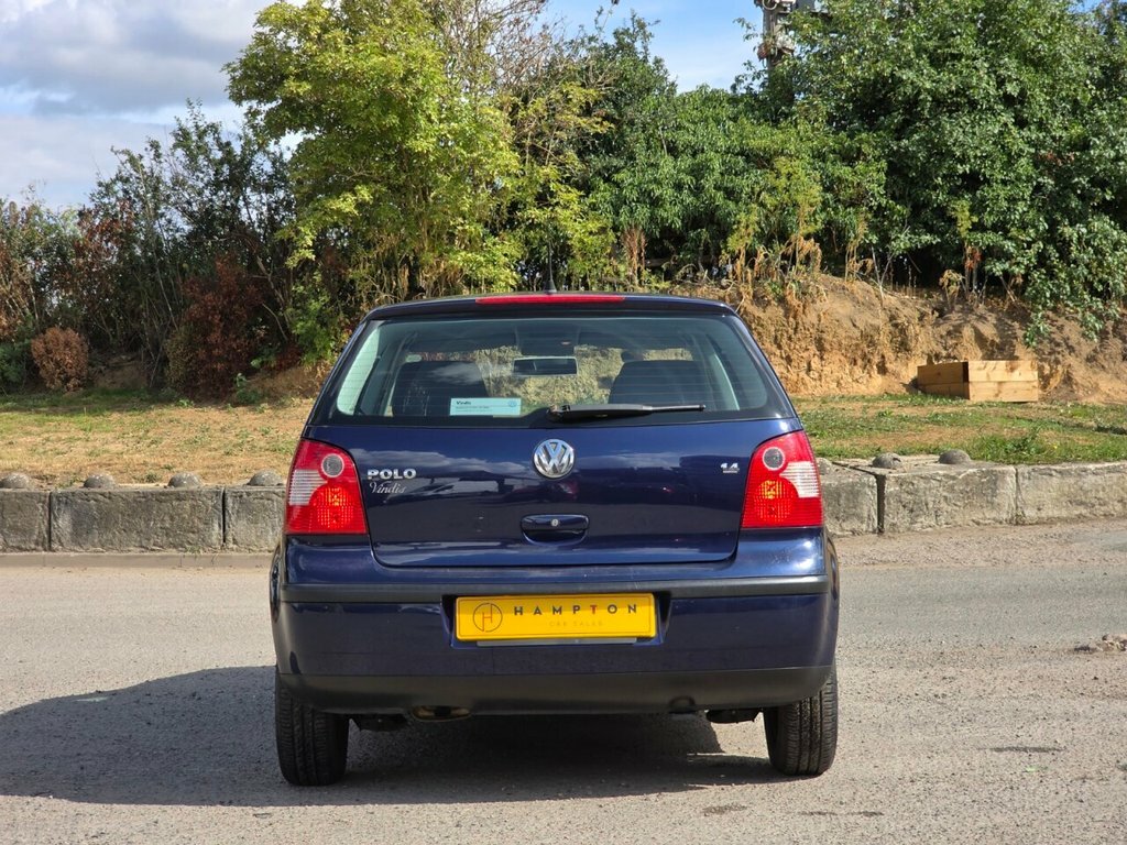 Volkswagen Polo 1.4 Twist Red #8