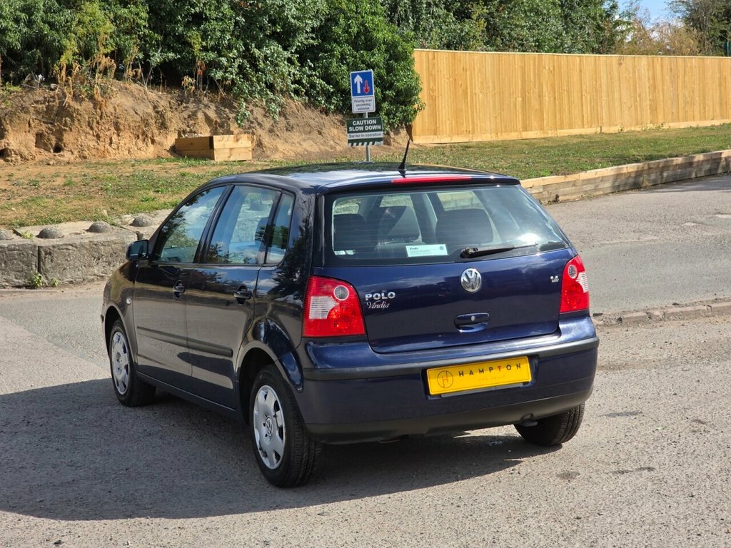 Volkswagen Polo 1.4 Twist Red #7