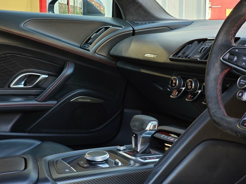 Audi R8 5.2 Fsi V10 Spyder S Tronic Quattro Euro 6 Ss 2 Grey #14