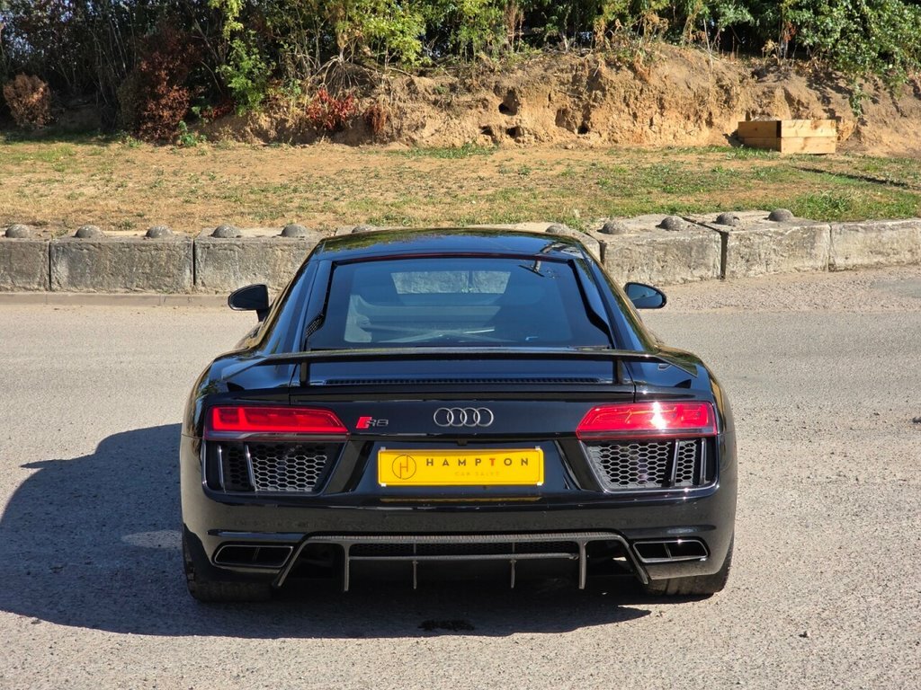 Audi R8 5.2 Fsi V10 Spyder S Tronic Quattro Euro 6 Ss 2 Grey #9