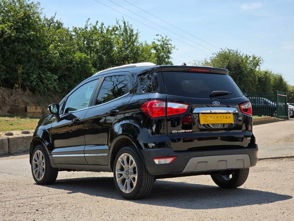 Ford Ecosport Titanium Black #5