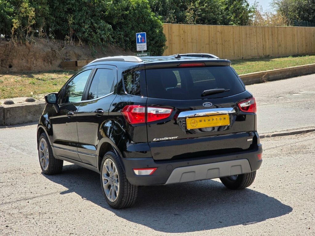 Ford Ecosport Titanium Black #6