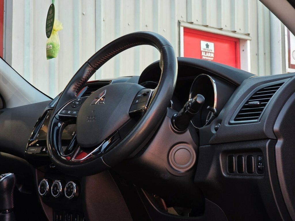 Mitsubishi ASX Asx Dynamic White #14