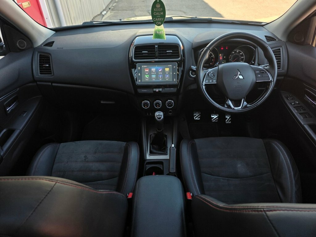 Mitsubishi ASX Asx Dynamic White #18