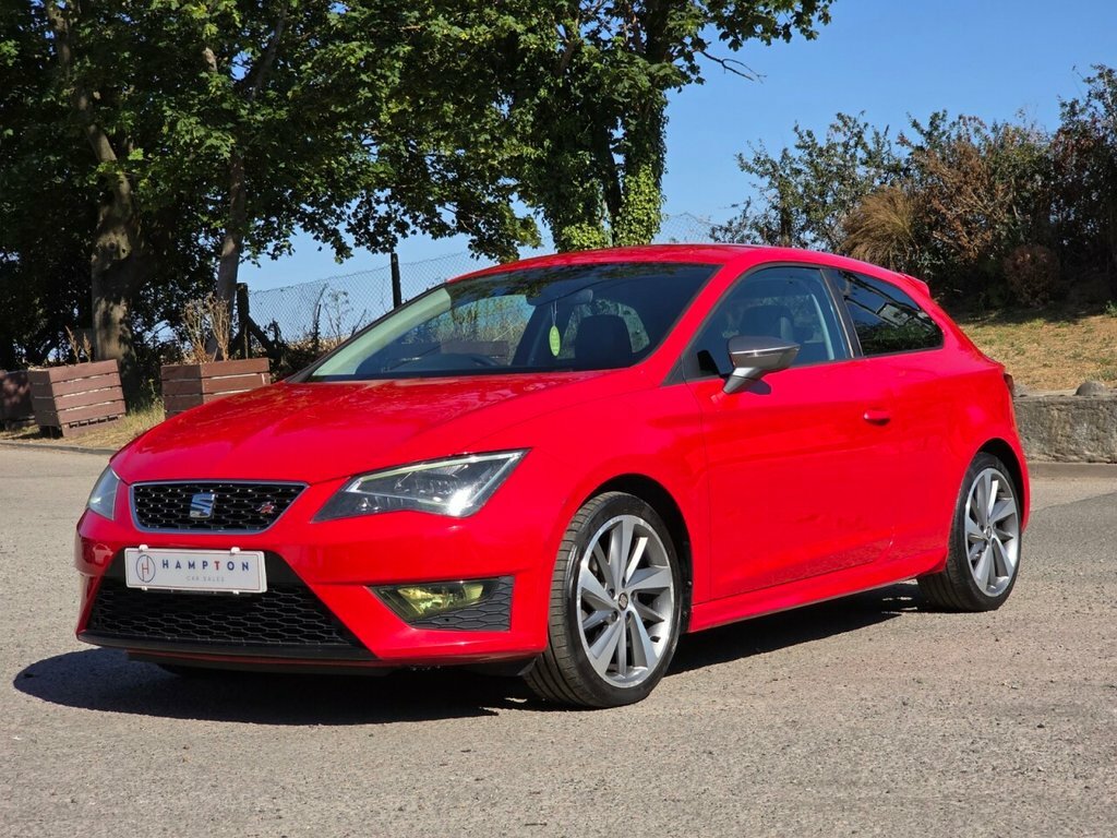 Seat Leon Hatchback Red #5