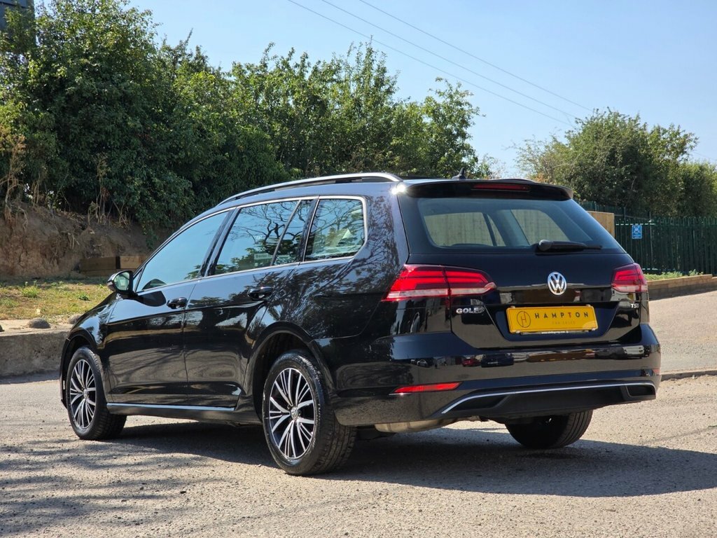 Volkswagen Golf Estate AJ67AXC Black #6