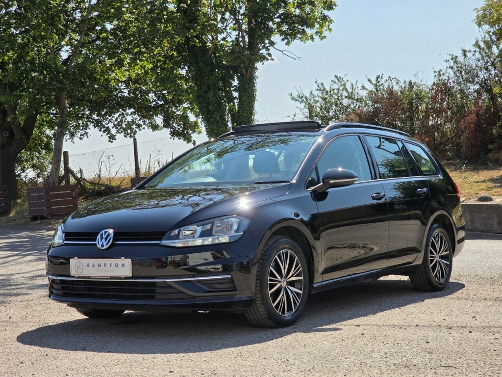 Volkswagen Golf Estate AJ67AXC Black #5