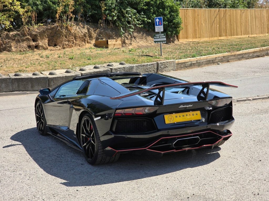 Lamborghini Aventador Lp 700-4 Pirelli #9