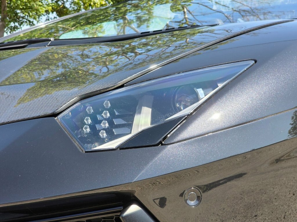 Lamborghini Aventador Lp 700-4 Pirelli #37