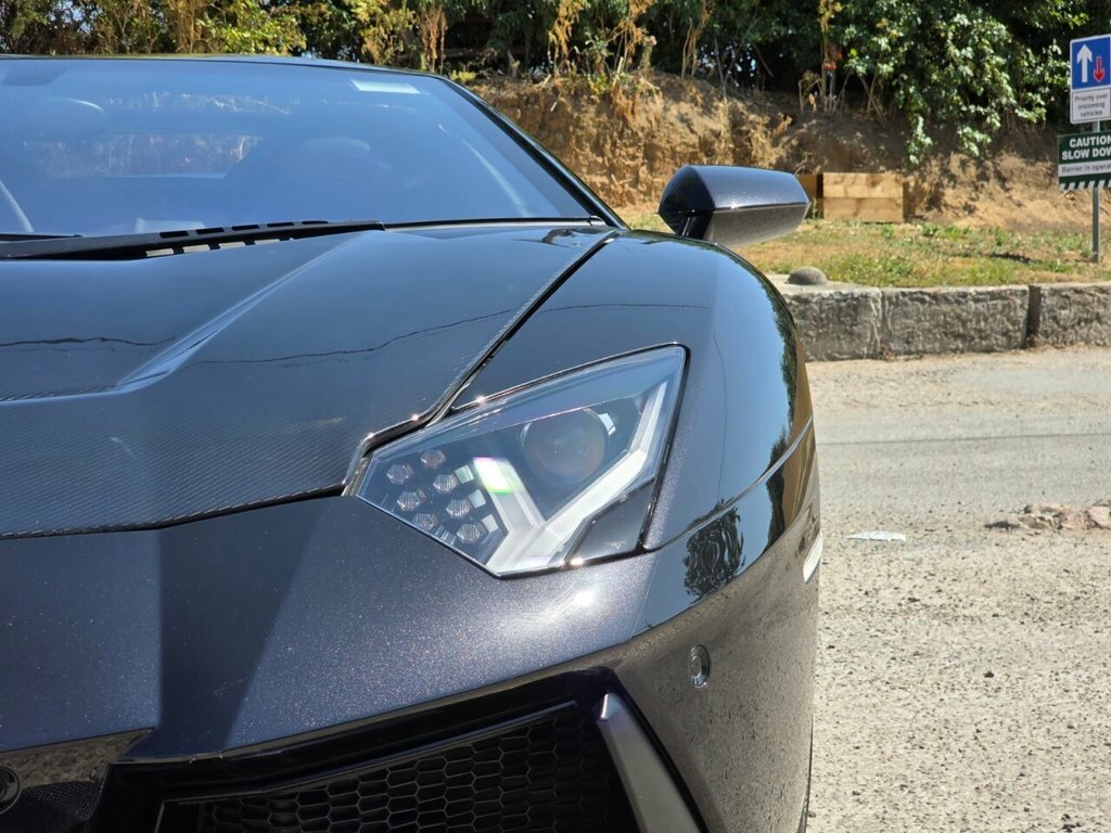 Lamborghini Aventador Lp 700-4 Pirelli #35