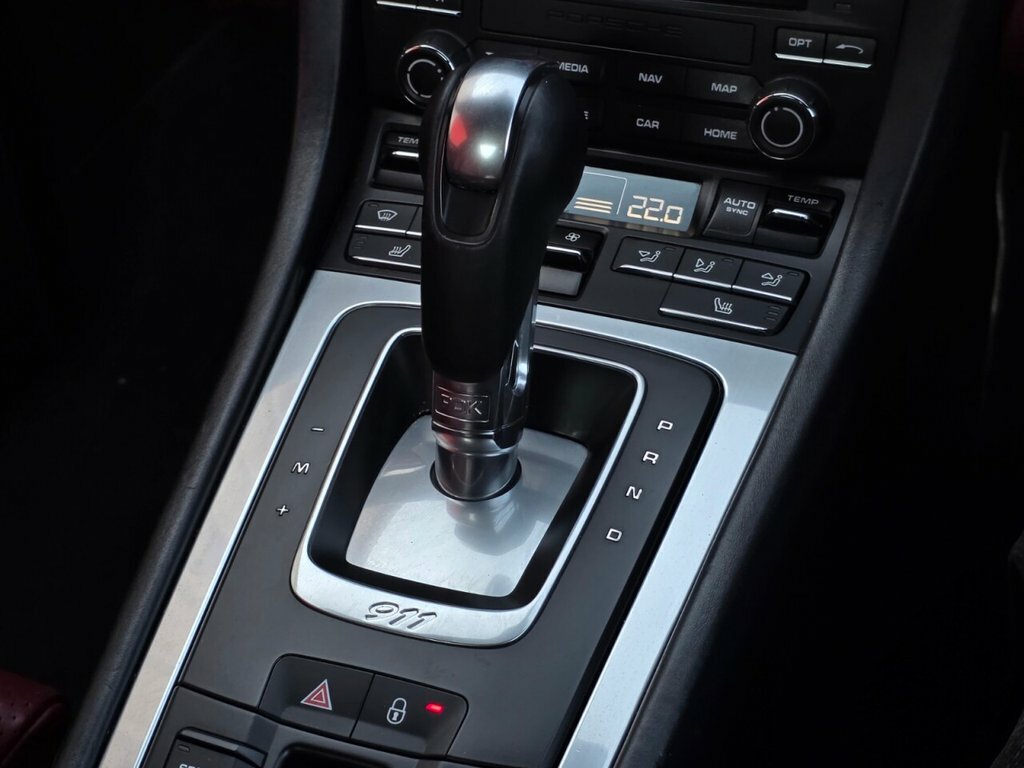 Porsche 911 2dr Pdk Silver #37