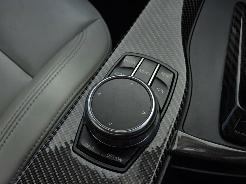 BMW M3 M3 Saloon Competition Package Black #31
