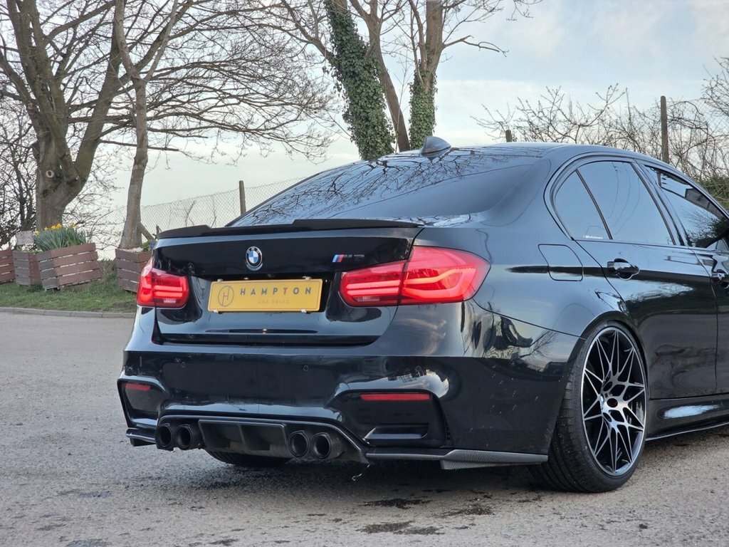 BMW M3 M3 Saloon Competition Package Black #37