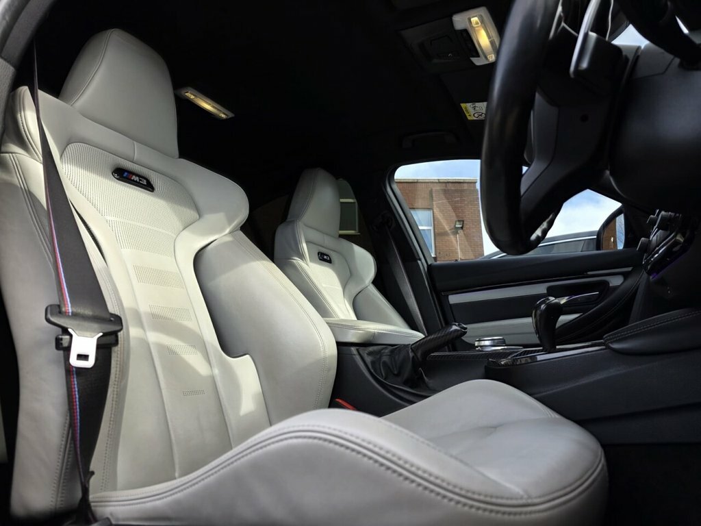 BMW M3 M3 Saloon Competition Package Black #12