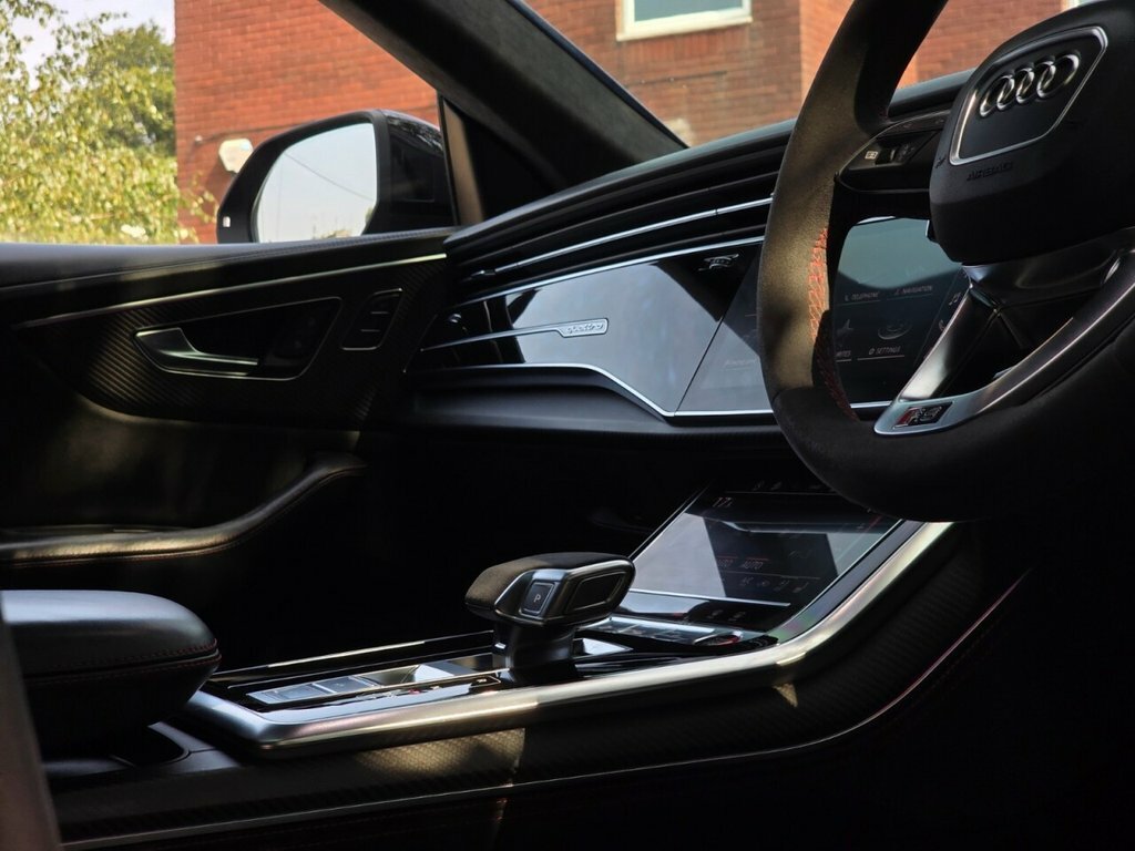 Audi RSQ8 Rs Tfsi Quattro Black #16
