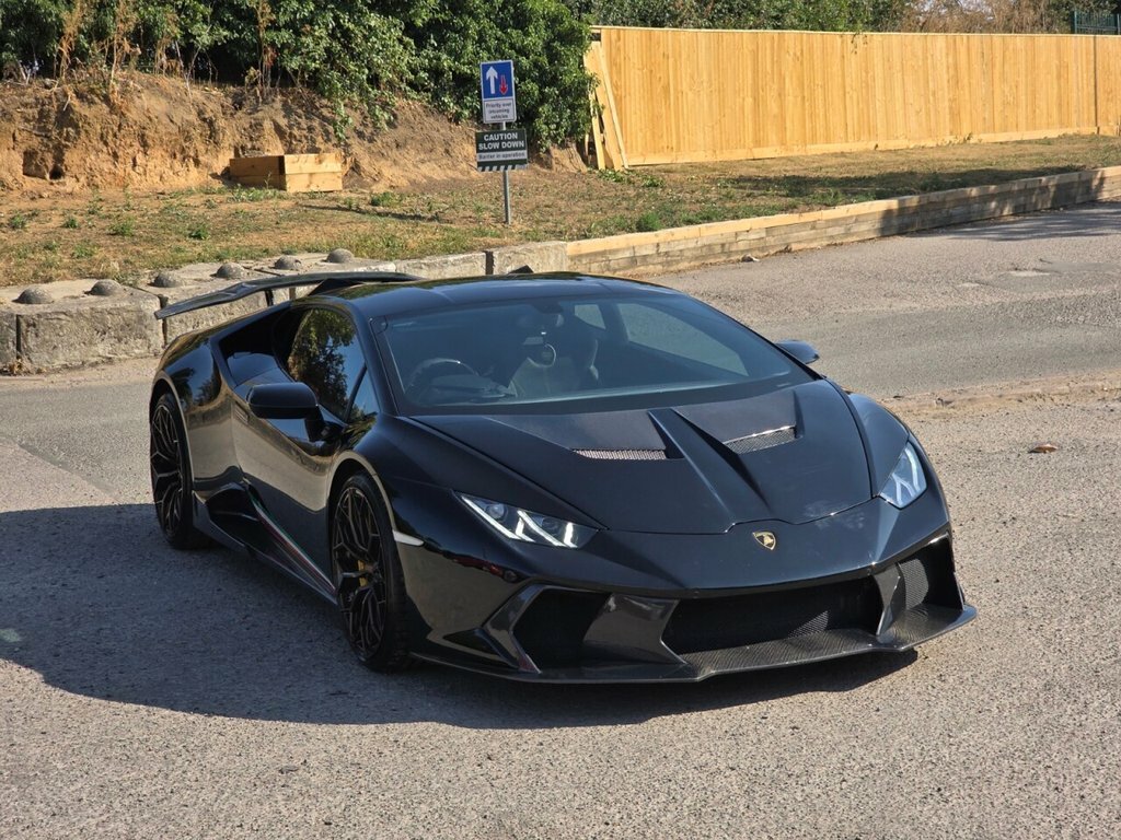 Lamborghini Huracan Coupe Black #2