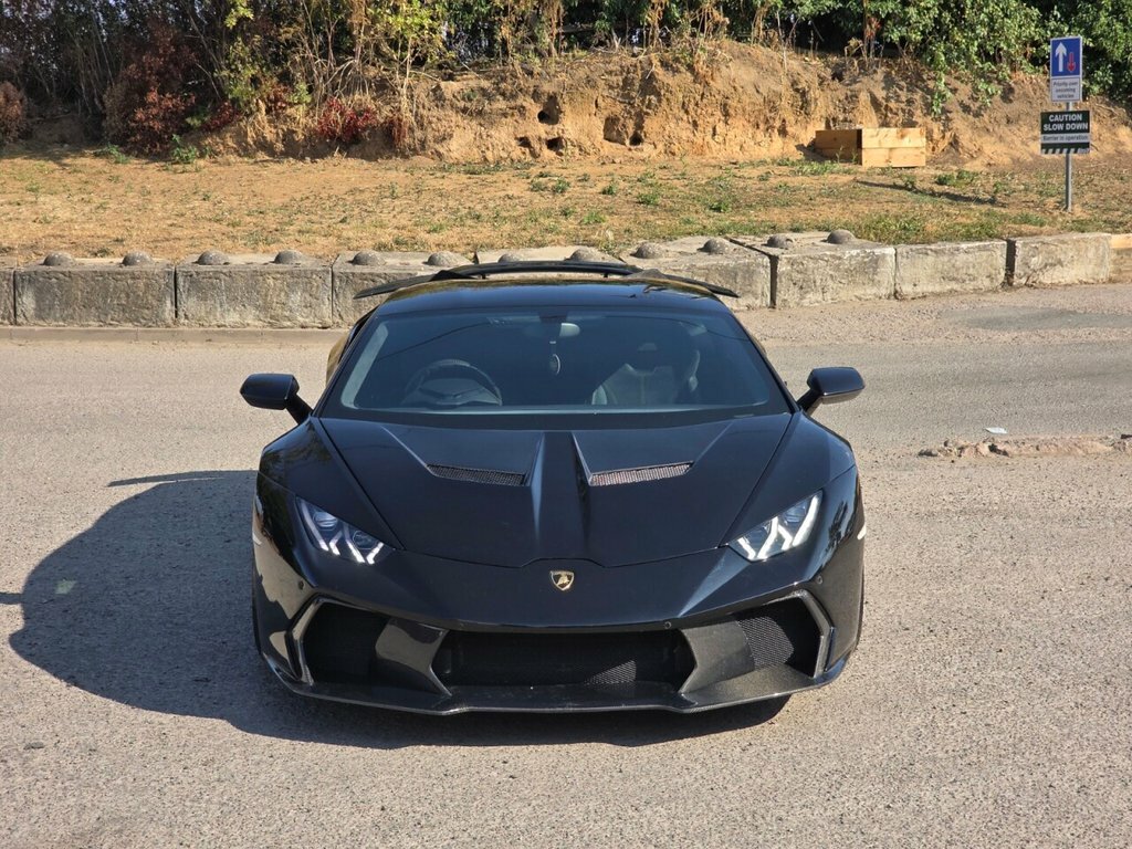 Lamborghini Huracan Coupe Black #4