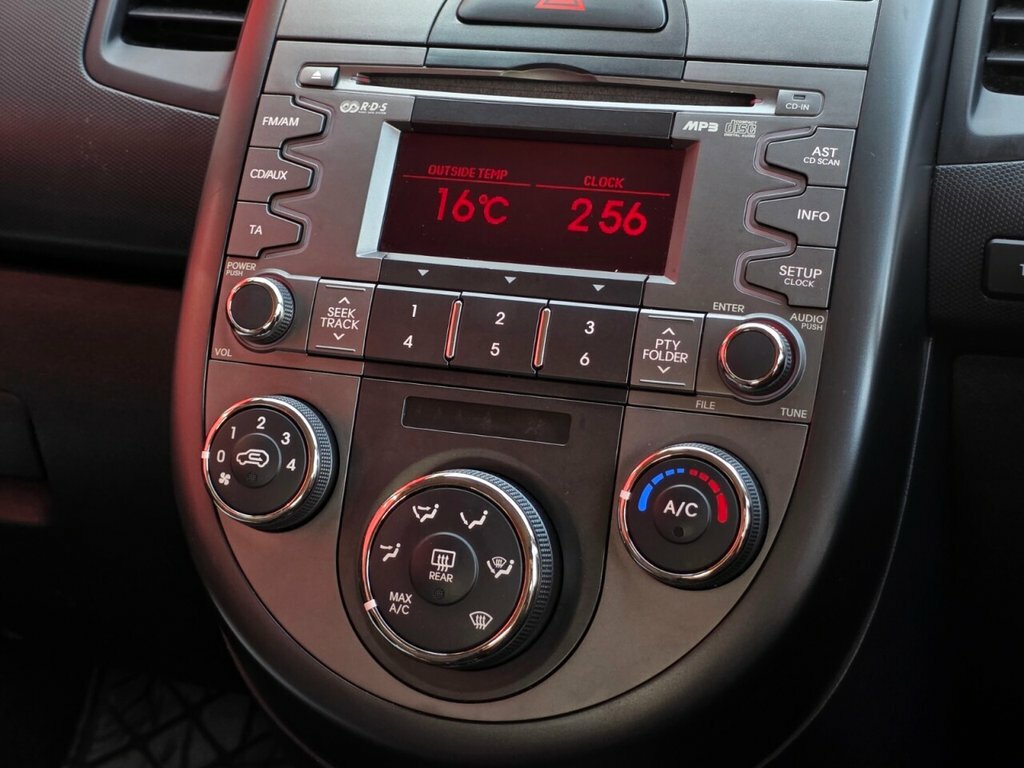 Kia Soul 1 Black #15