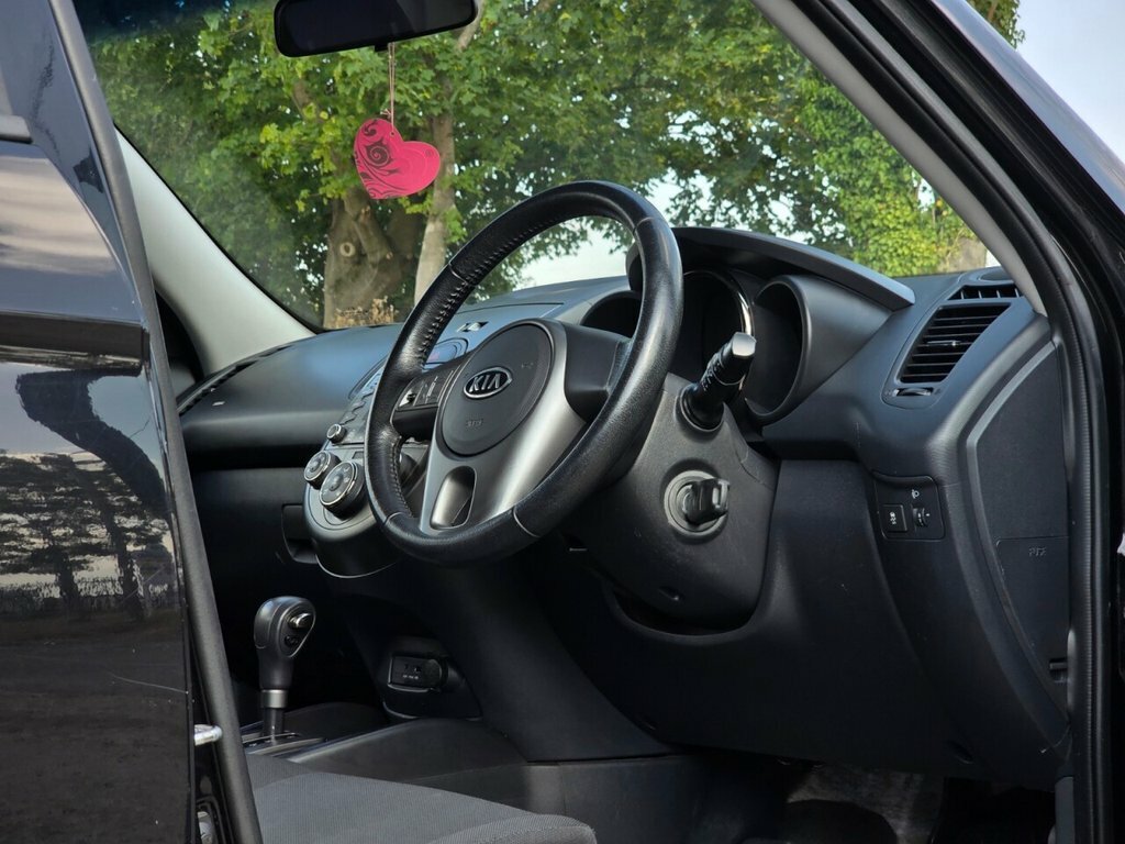 Kia Soul 1 Black #9