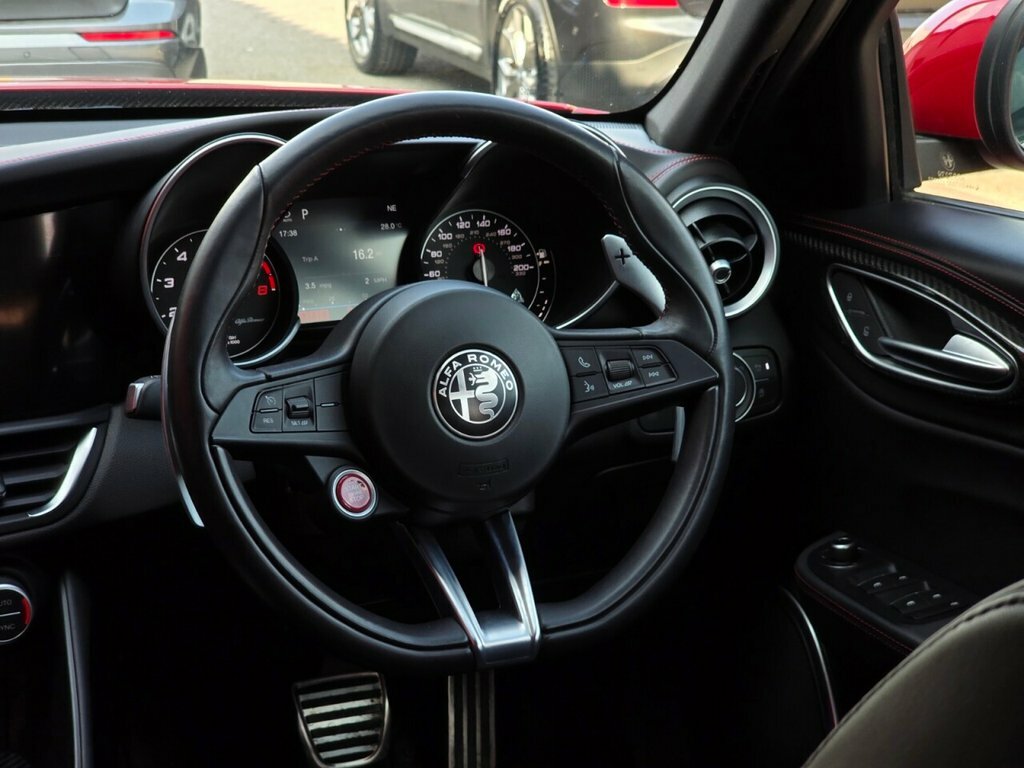 Alfa Romeo Giulia 2.0 Tb Nero Grey #19