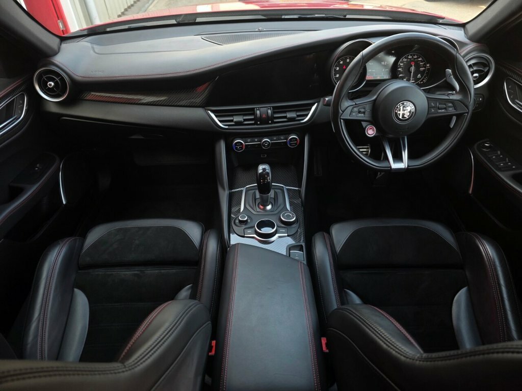 Alfa Romeo Giulia 2.0 Tb Nero Grey #16