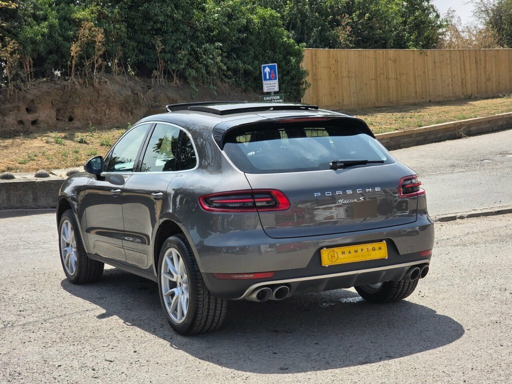 Porsche Macan Suv Grey #6