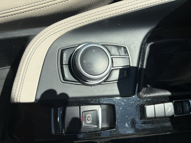 BMW X1 Sdrive 20I Xline Step Blue #15