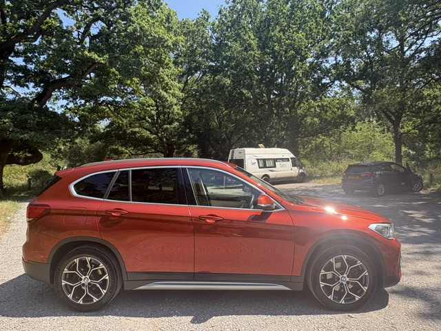 BMW X1 Sdrive18i Xline Orange #2