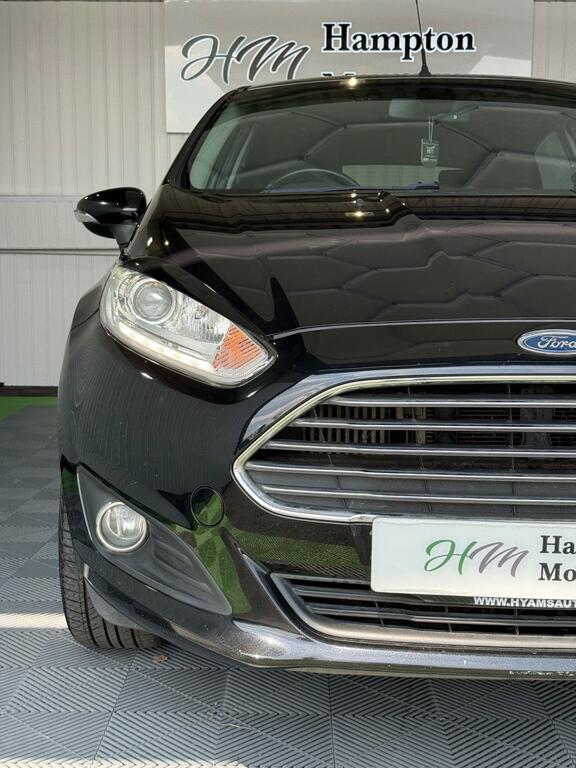 Ford Fiesta 1.0T Ecoboost Titanium Euro 5 Ss GJ64DLV Black #6