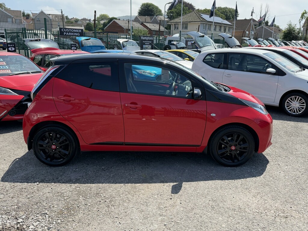 Toyota Aygo 1.0 Vvt-i X-cite 4 Red Bi-tone DX67YFT Red #5