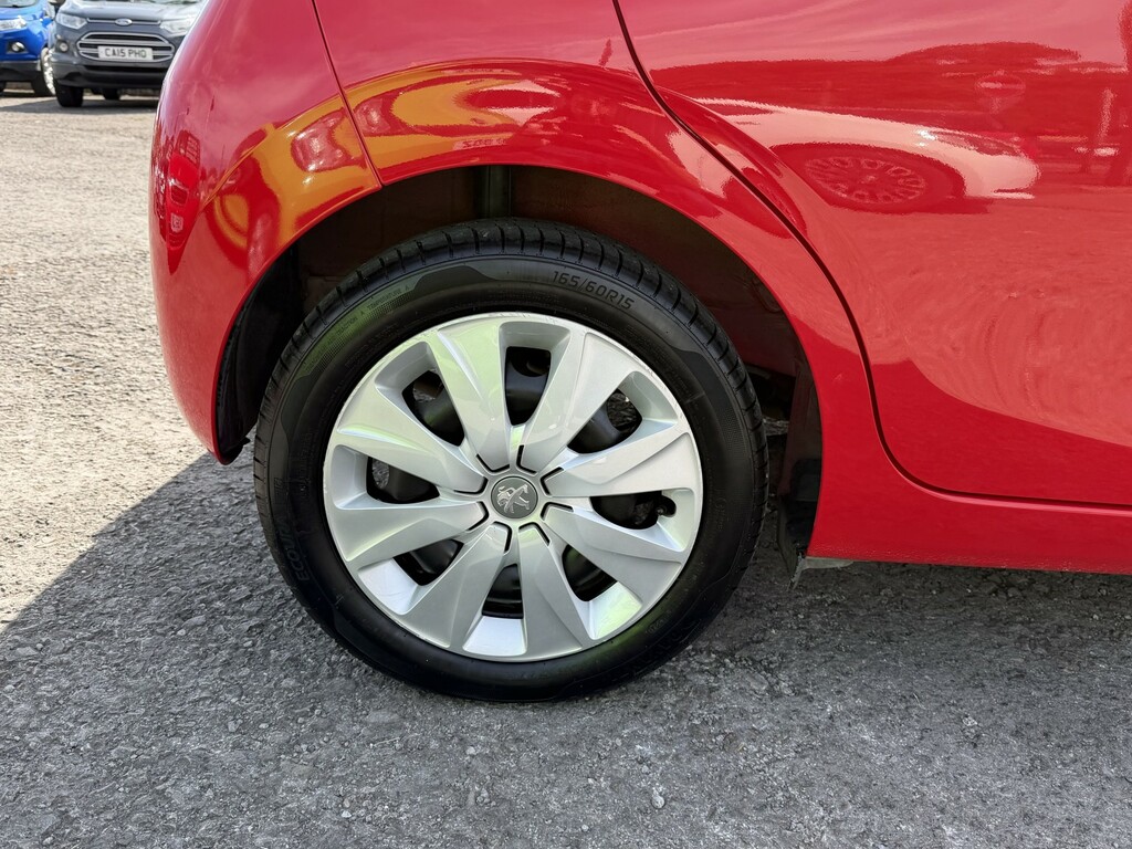 Peugeot 108 1.0 Active Red #2
